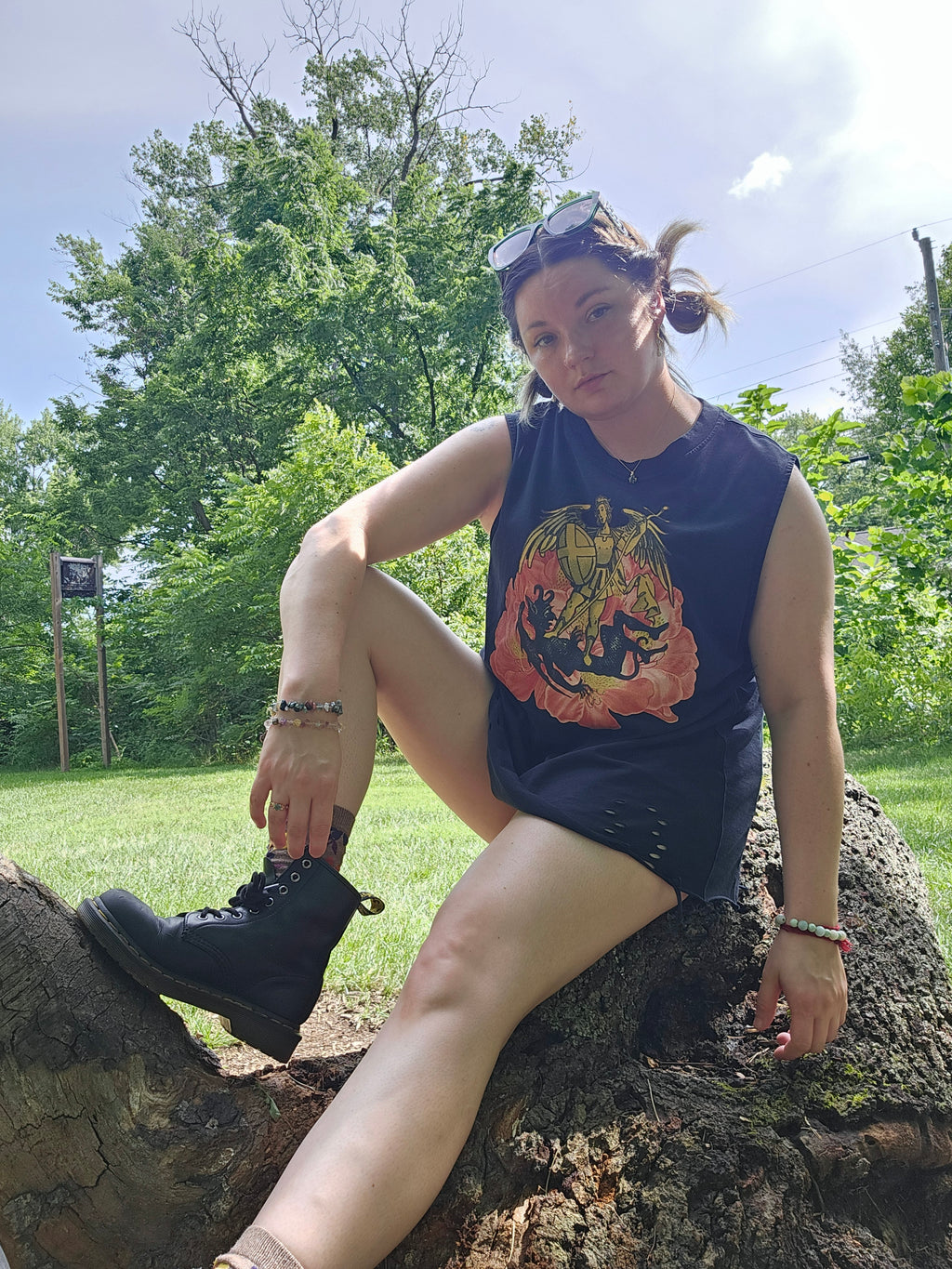 Demon Slayer - Snow Washed Raw-Hem Tank Top
