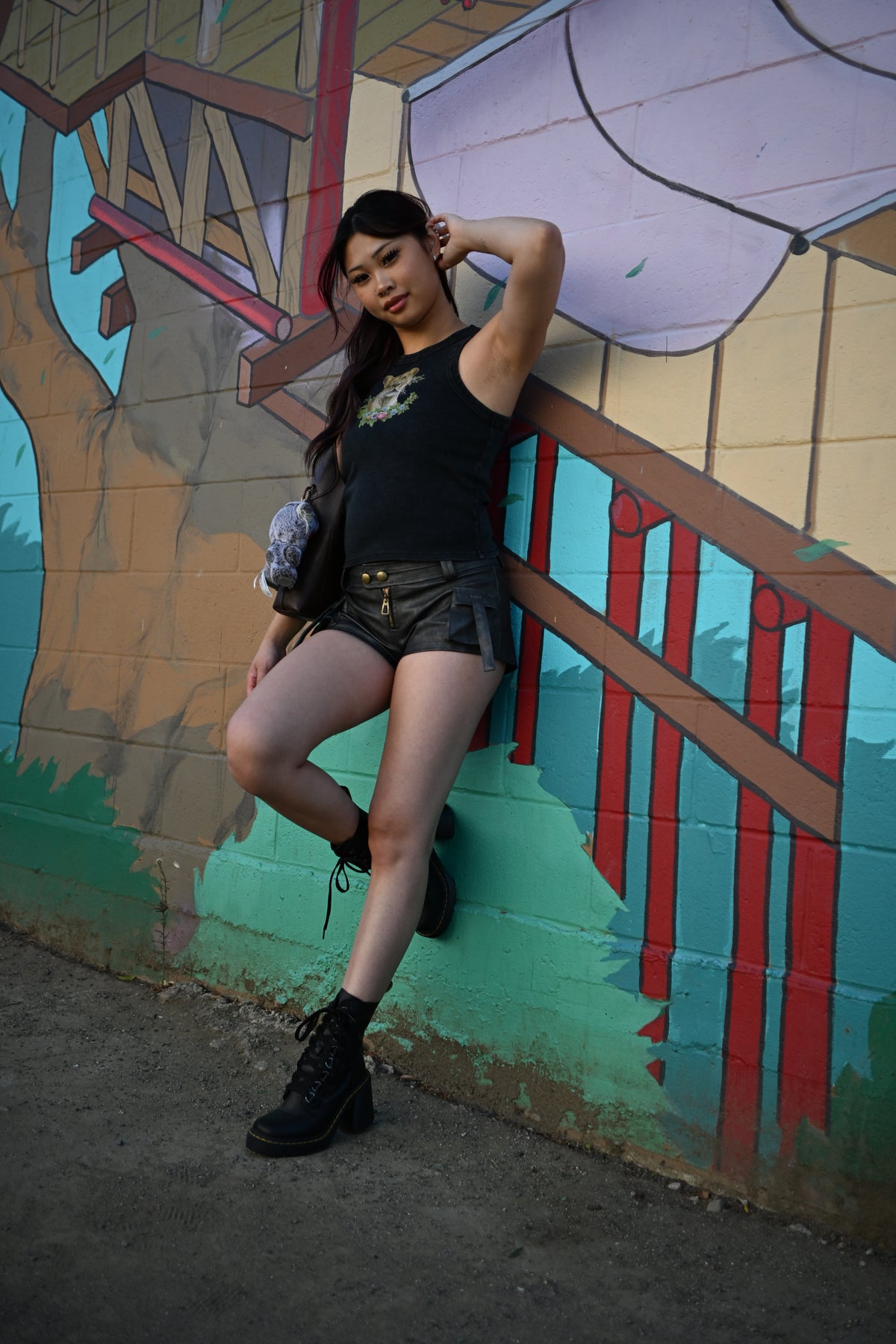 Portrait of a Queen - Snow Washed Tank Top