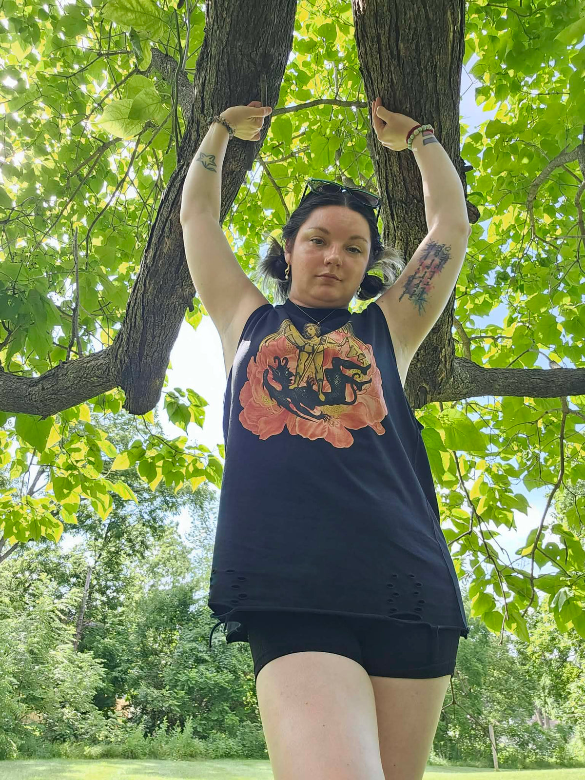 Demon Slayer - Snow Washed Raw-Hem Tank Top